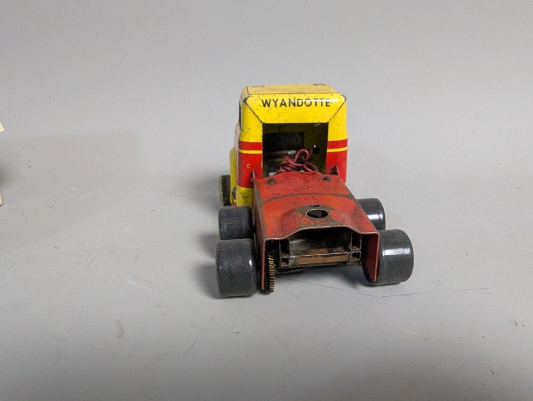 Custom Wyandotte Pressed Steel Slot Car Truck Unique Vintage Toy Collectible - 4