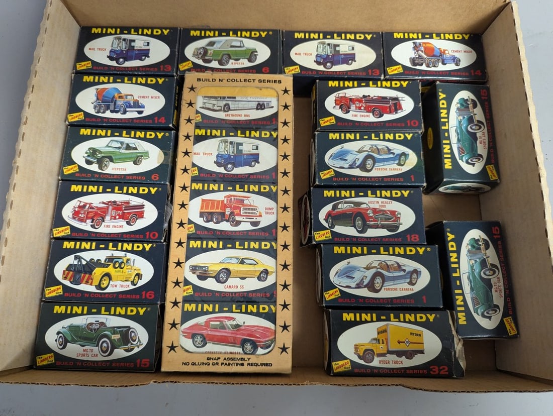 Lindberg Mini-Lindy Model Kits Collection with Store Display Vintage Toys Cars - 2
