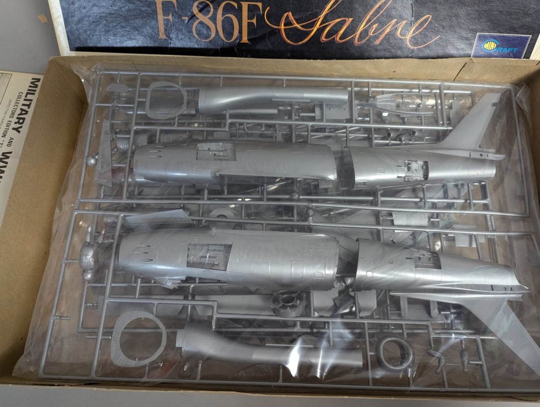 Hasegawa F-86F Sabre 1/32 Scale Model Kit Vintage New Old Stock Unbuilt Minicraft - 3