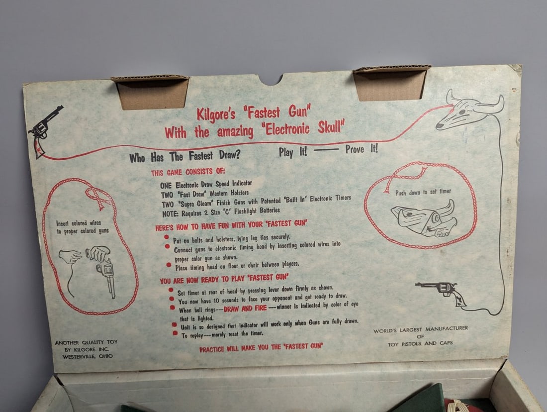 Kilgore Fastest Gun Electronic Draw Game Complete Set with Skull Target and Toy Pistols - 3