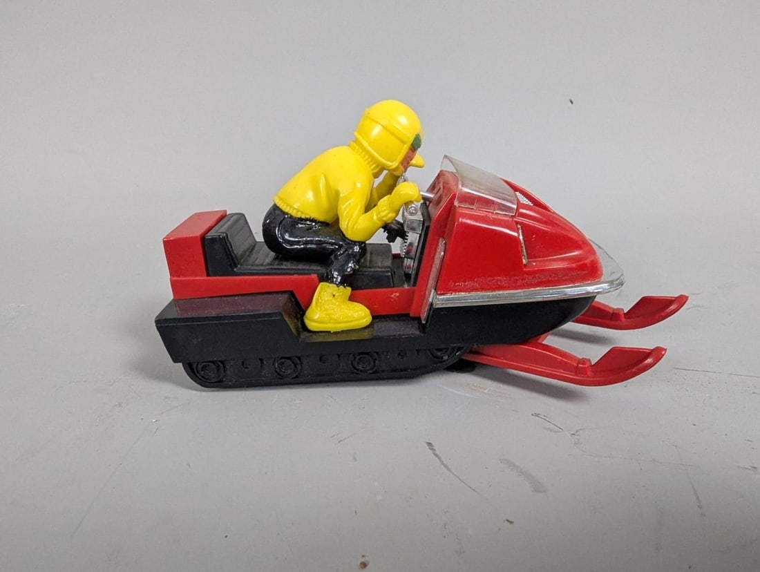 Vintage Strombecker Ski-Bob Snowmobile Slot Car Collectible Toy from 1960s - 5