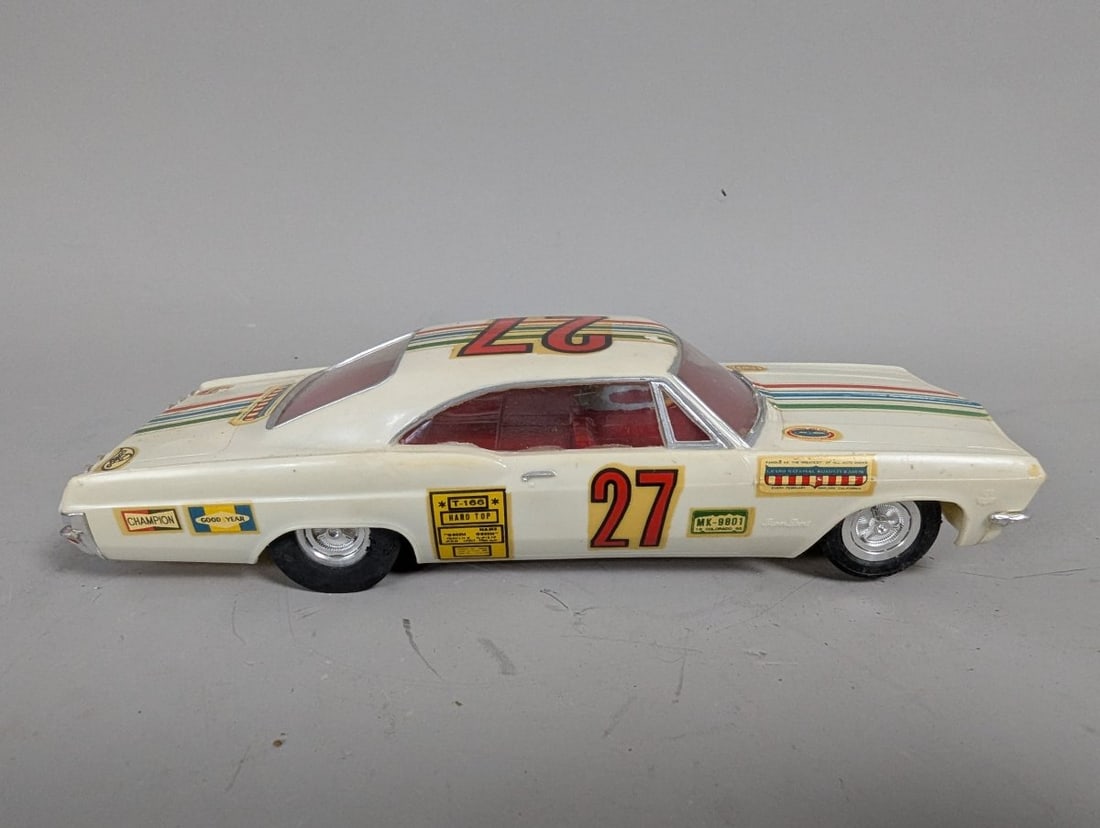 Vintage 1960s Monogram 1/24 Scale Chevrolet Impala Slot Car Racing Collectible - 2