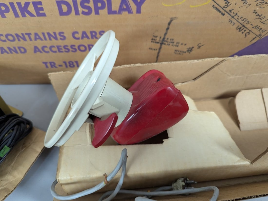 AMT Turnpike Display Set Model TR-181 with Controllers and Transformer - Incomplete - 3