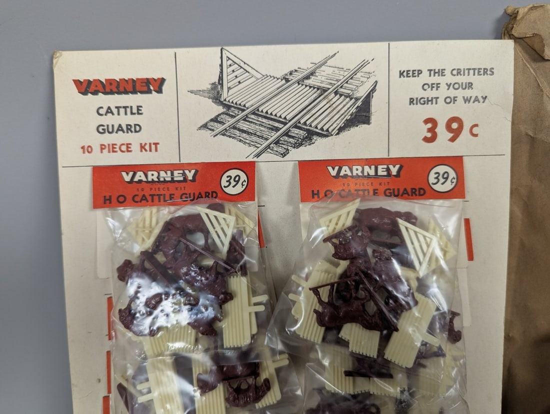 Varney HO Scale Cattle Guard Kits Complete Store Display Vintage Model Railroad Accessories - 2