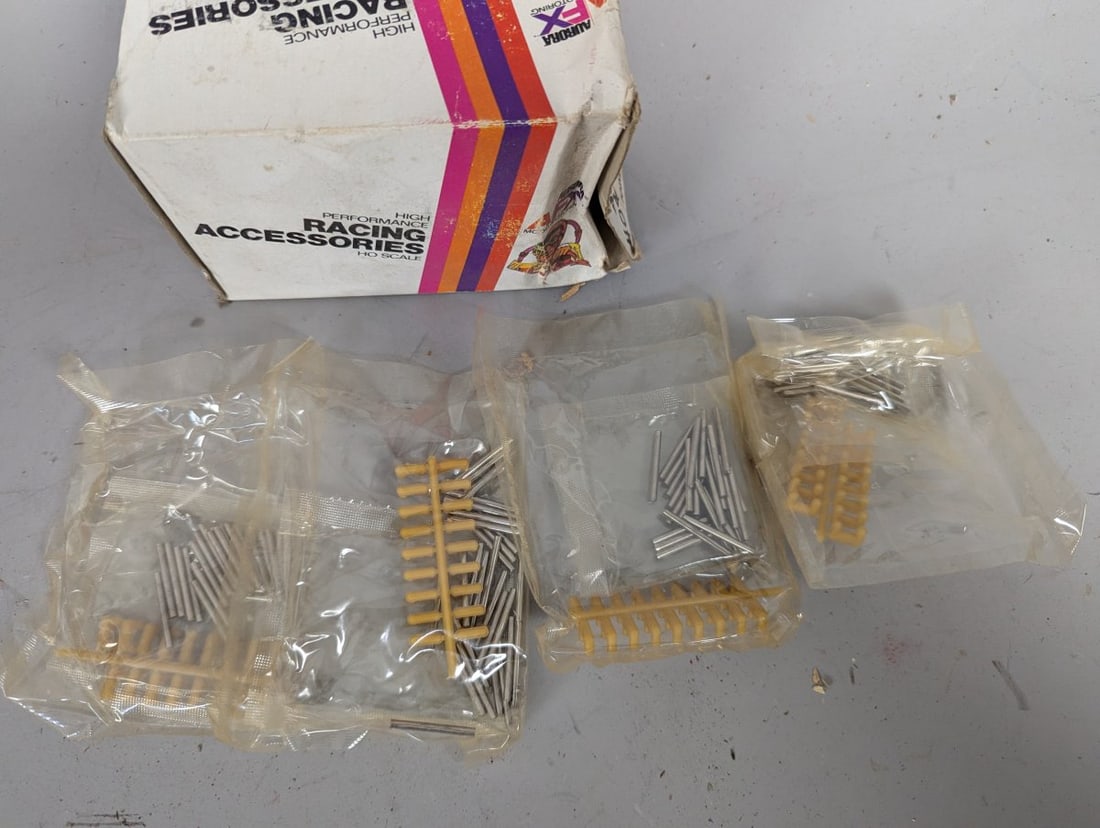 Aurora AFX High Performance Racing Joiners & Locks NOS Item No. 1531 for Collectors - 2