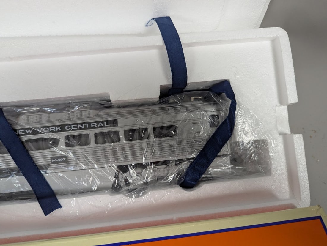 Lionel 6-38401 New York Central M-497 Jet-Powered Budd Rail Car Rare Collectible - 4