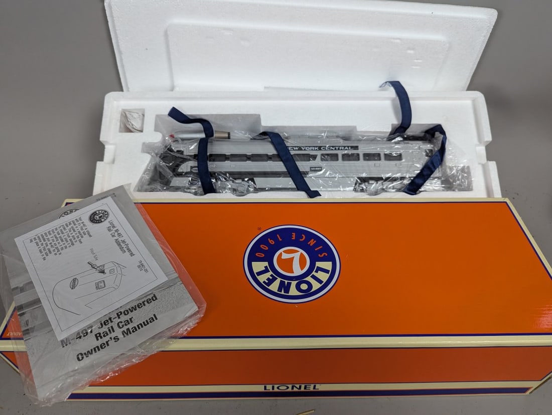 Lionel 6-38401 New York Central M-497 Jet-Powered Budd Rail Car Rare Collectible - 5
