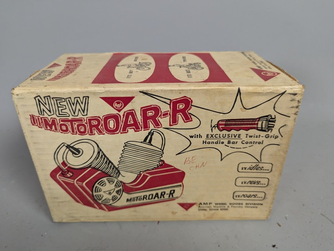 Vintage AMF New Motoroar-R Bicycle Noise Maker Toy Sealed Box Nostalgic Collectible - 2