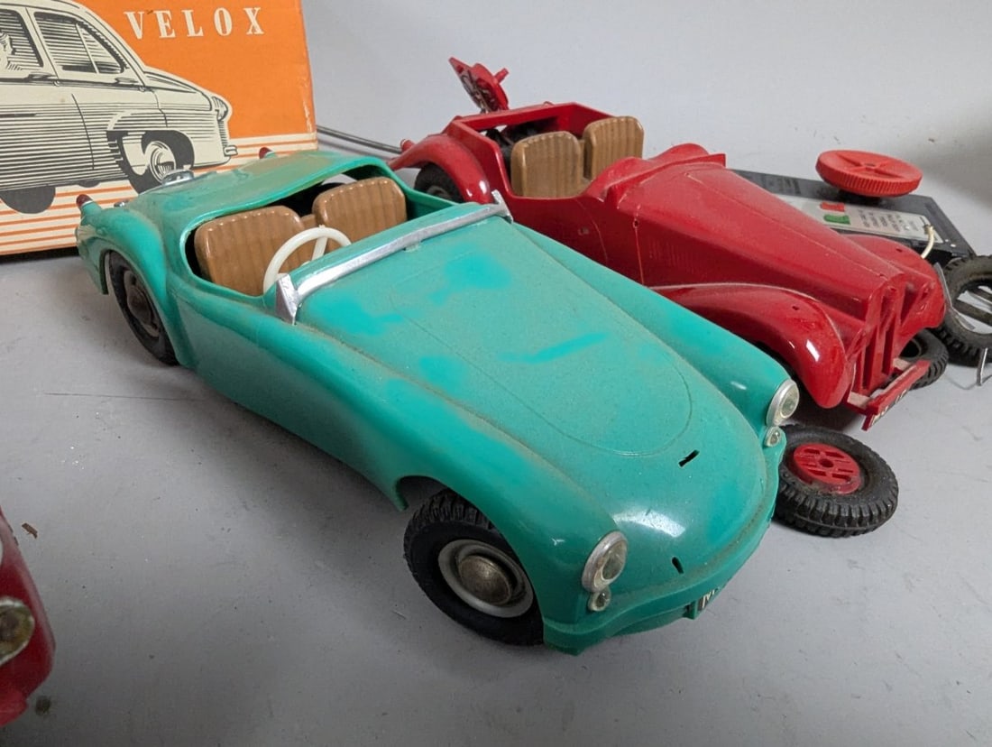 Victory Industries Vintage Electric Model Cars for Parts or Repair Collection Lot - 3