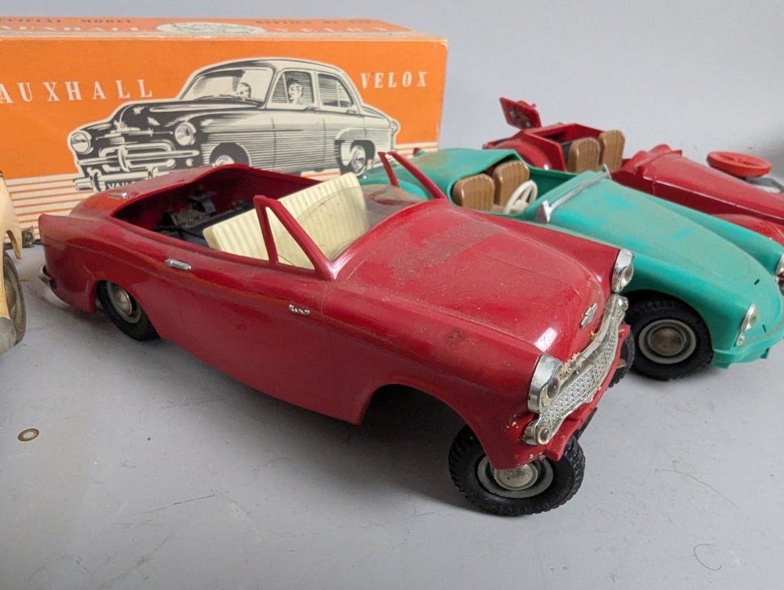 Victory Industries Vintage Electric Model Cars for Parts or Repair Collection Lot - 4