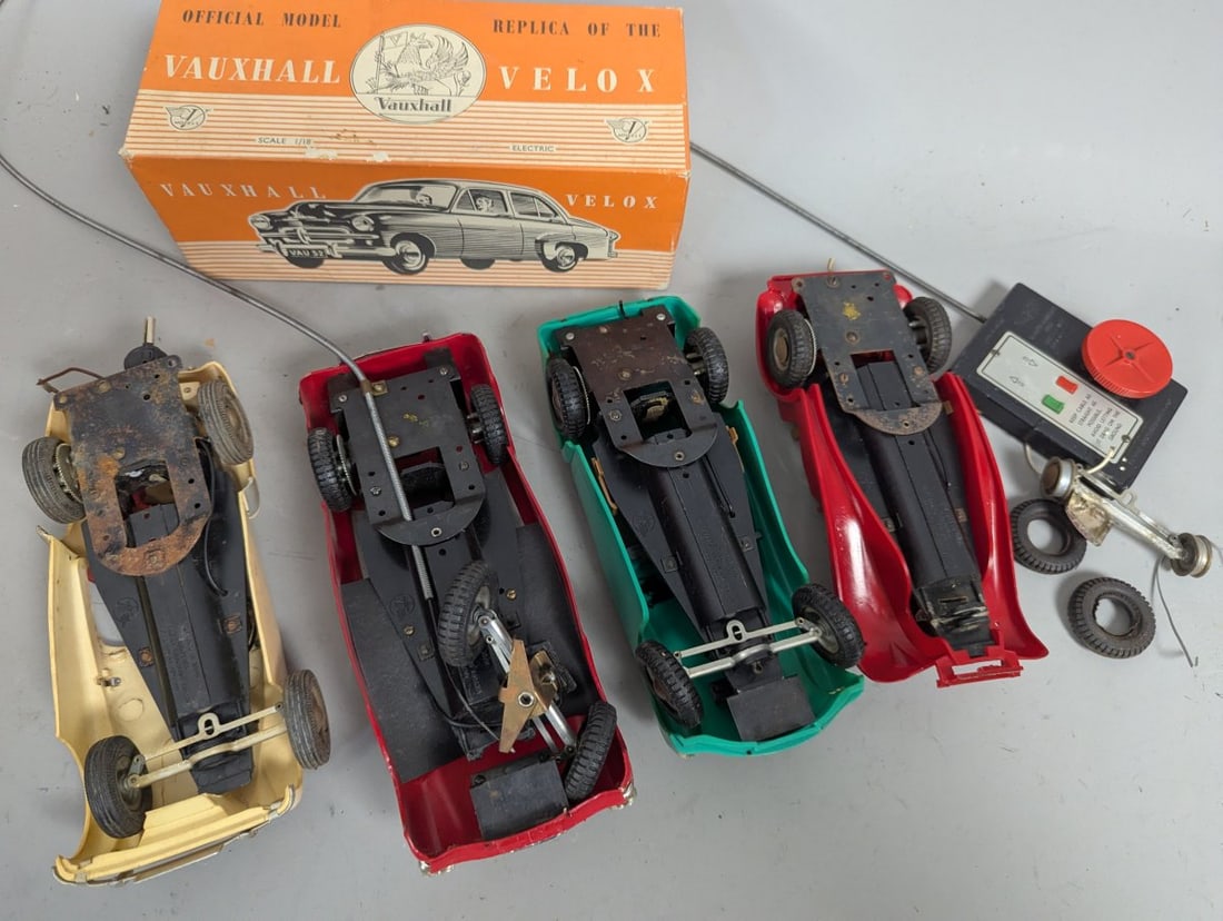 Victory Industries Vintage Electric Model Cars for Parts or Repair Collection Lot - 6