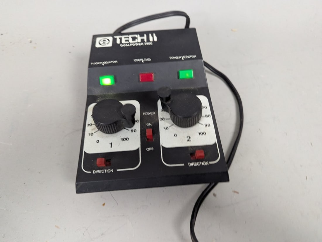 MRC Tech II Dualpower 2800 Hobby Transformer Model Train Power Supply: **Important** Please read below description on how to avoid high shipping costs. Up for auction is the MRC Tech II Dualpower 2800 Hobby Transformer. This unit turns on and features dimensions of 8 x