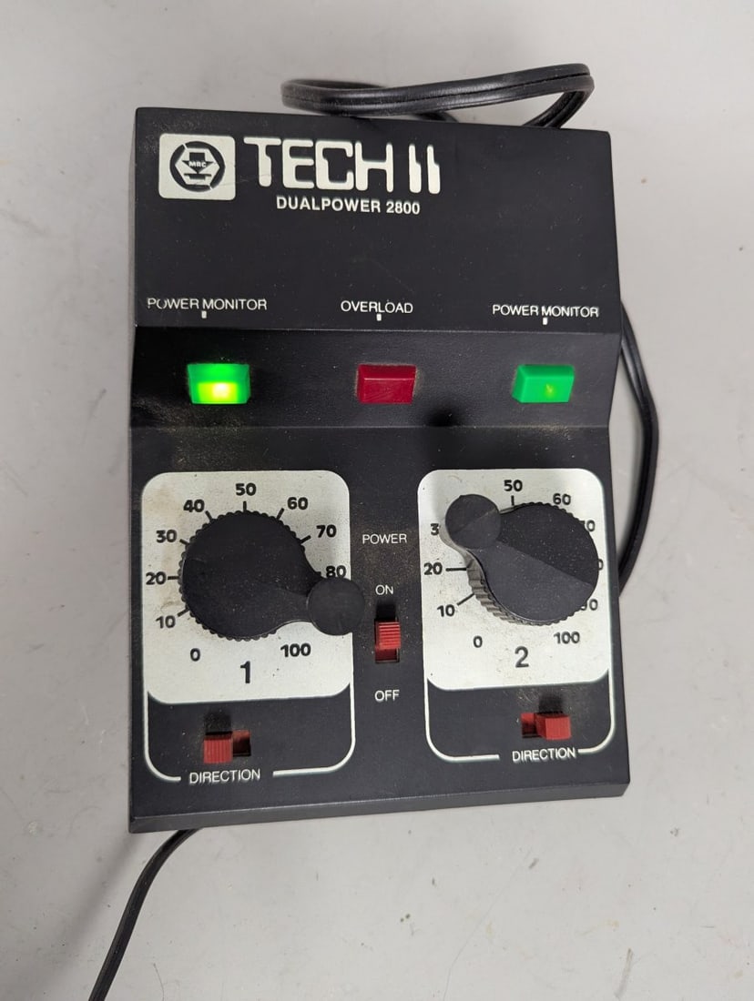 MRC Tech II Dualpower 2800 Hobby Transformer Model Train Power Supply - 2