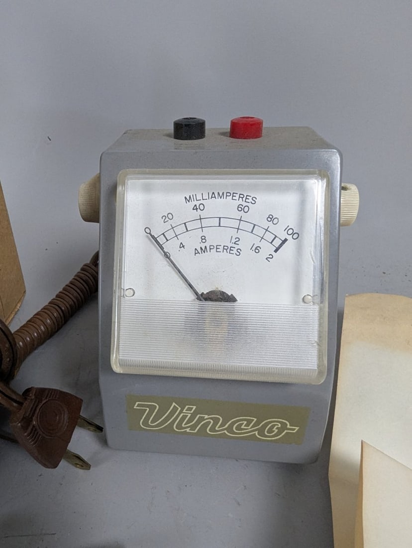 Vinco Variamp Meter Vintage Electronics New Old Stock with Original Box and Accessories - 2