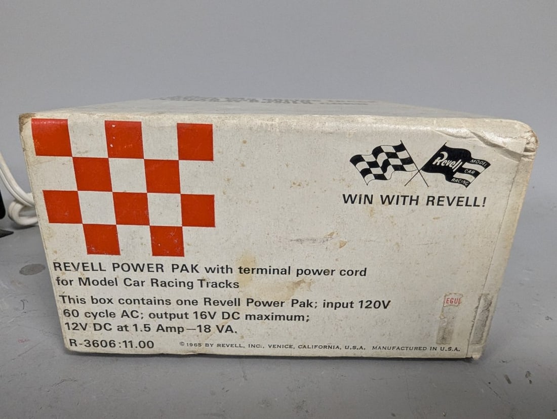 Vintage Revell Model Car Racing Track Power Pak R-3606 Slot Car Accessories - 4
