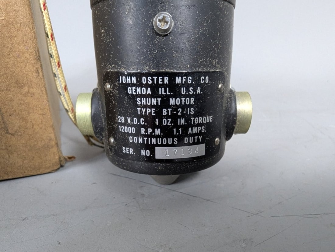 John Oster Mfg. Co. Vintage Shunt Motor with Filter Industrial Aviation Part - 2