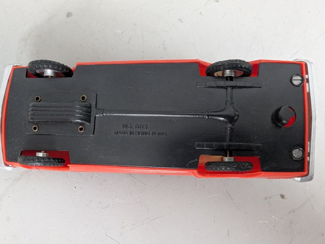Vintage 1962 Dodge Dart Friction Toy Car No. 603 Classic Collector's Item - 5