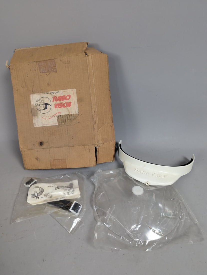 Vintage Stadium Turbo Vision Face Shield NOS Rare Motorcycle Scooter Accessory: **Important** Please read below description on how to avoid high shipping costs. Introducing a rare New Old Stock (NOS) vintage Stadium 'The Unique Turbo Vision' face shield! Measuring 9 x 10 x 2 1/2,