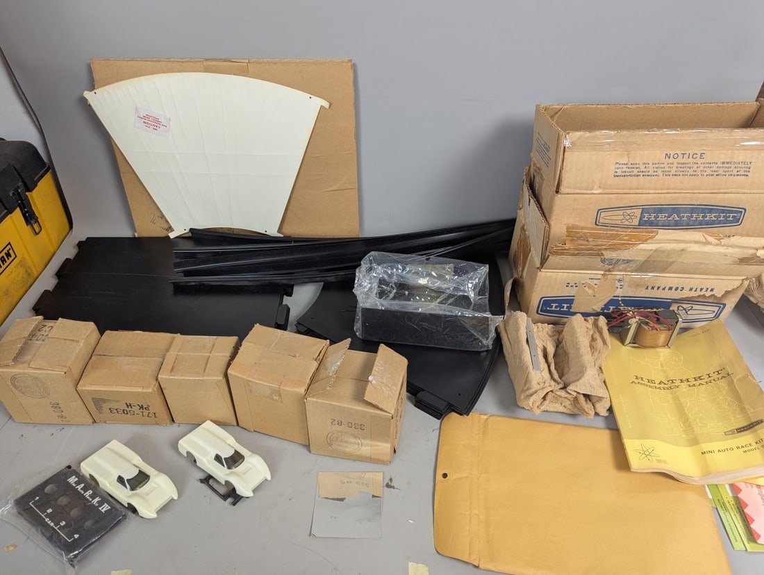 Heathkit Mini Auto Race Kit IV Model GD-79 Vintage Slot Car Electronics Kit: **Important** Please read below description on how to avoid high shipping costs. Up for auction is a Heathkit Mini Auto Race Kit IV, Model GD-79. This item is classified as 'New old stock', meaning it