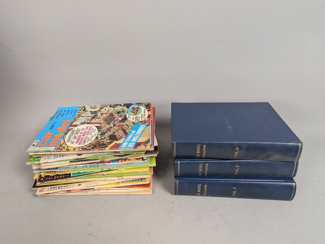 Lot of Vintage Car Model Magazine Loose Issues and Bound Volumes from 1960s-1970s: **Important** Please read below description on how to avoid high shipping costs. Discover a substantial collection of around 75 issues of 'Car Model Magazine,' perfect for enthusiasts of scale model