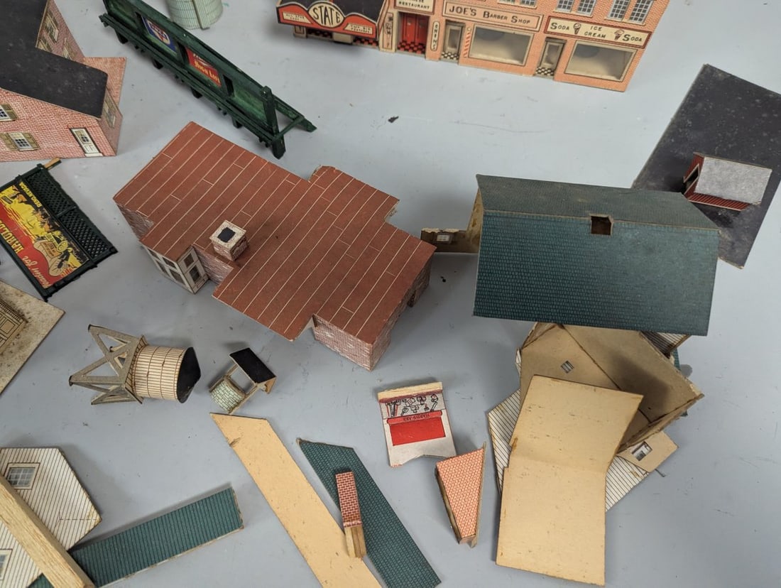 Vintage Built-Rite Cardboard Model Railroad Buildings Lot for Restoration or Parts - 5