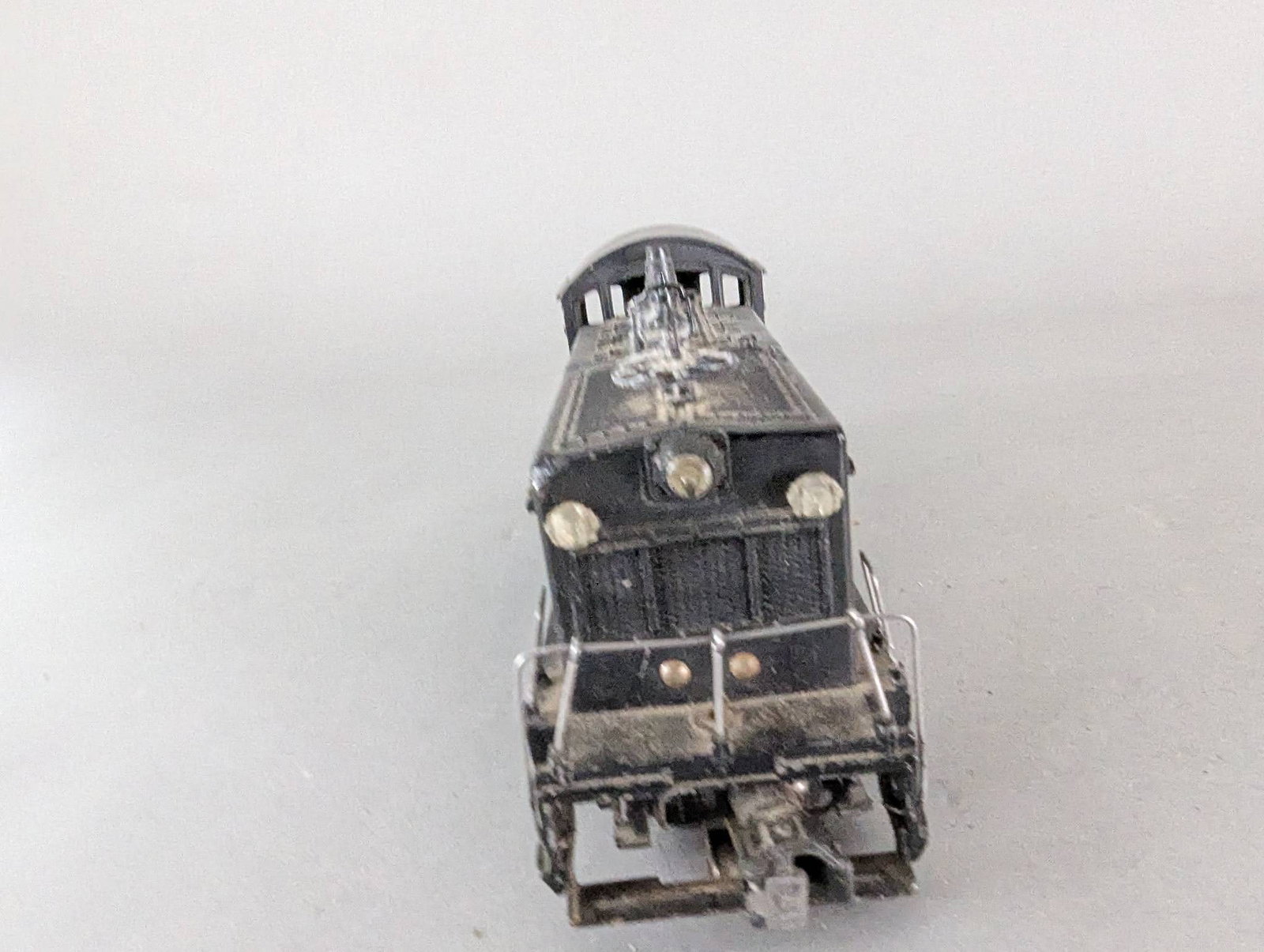Lionel ATSF Number 623 Model Train Locomotive Switcher - 6