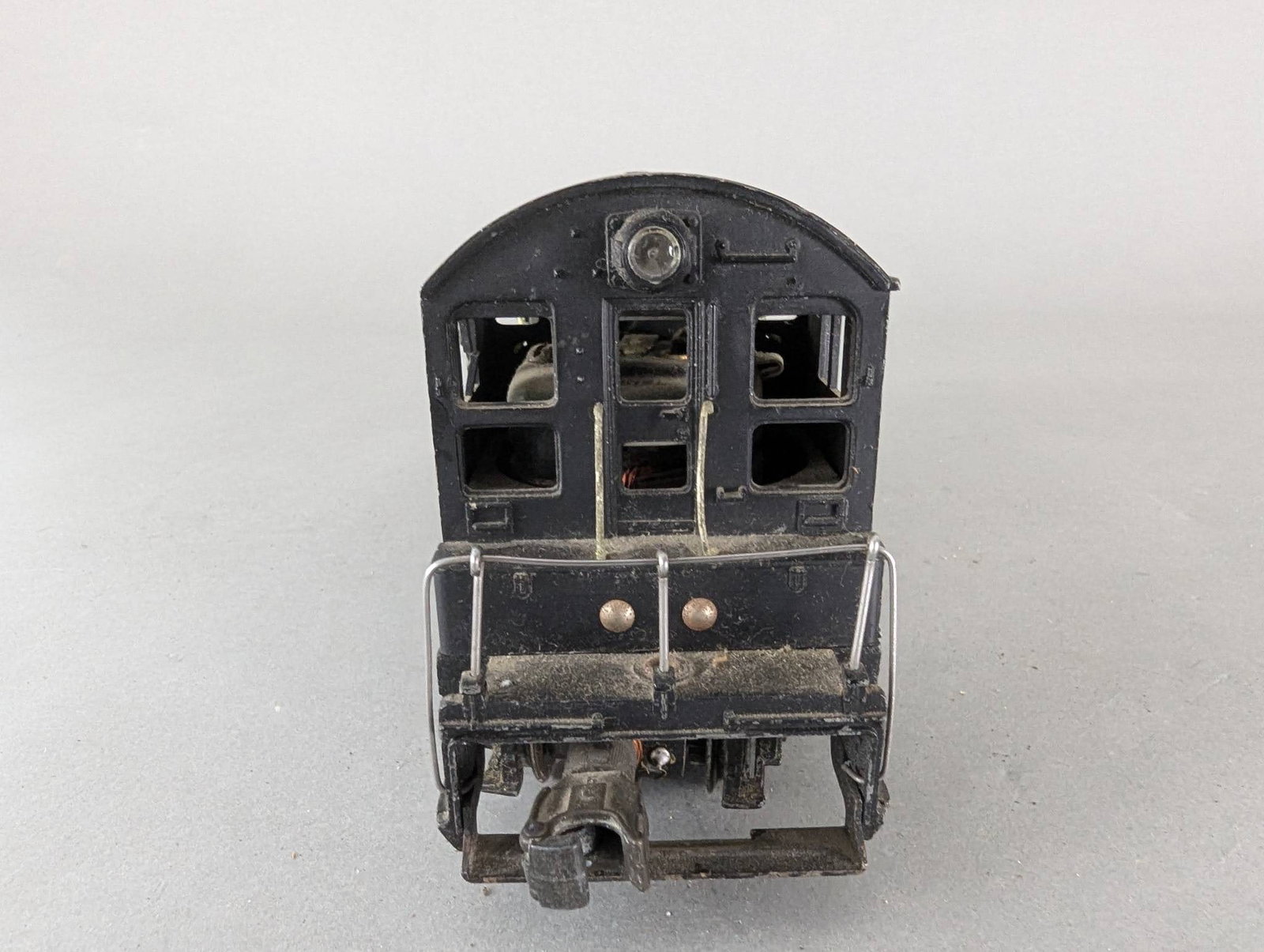 Lionel ATSF Number 623 Model Train Locomotive Switcher - 7