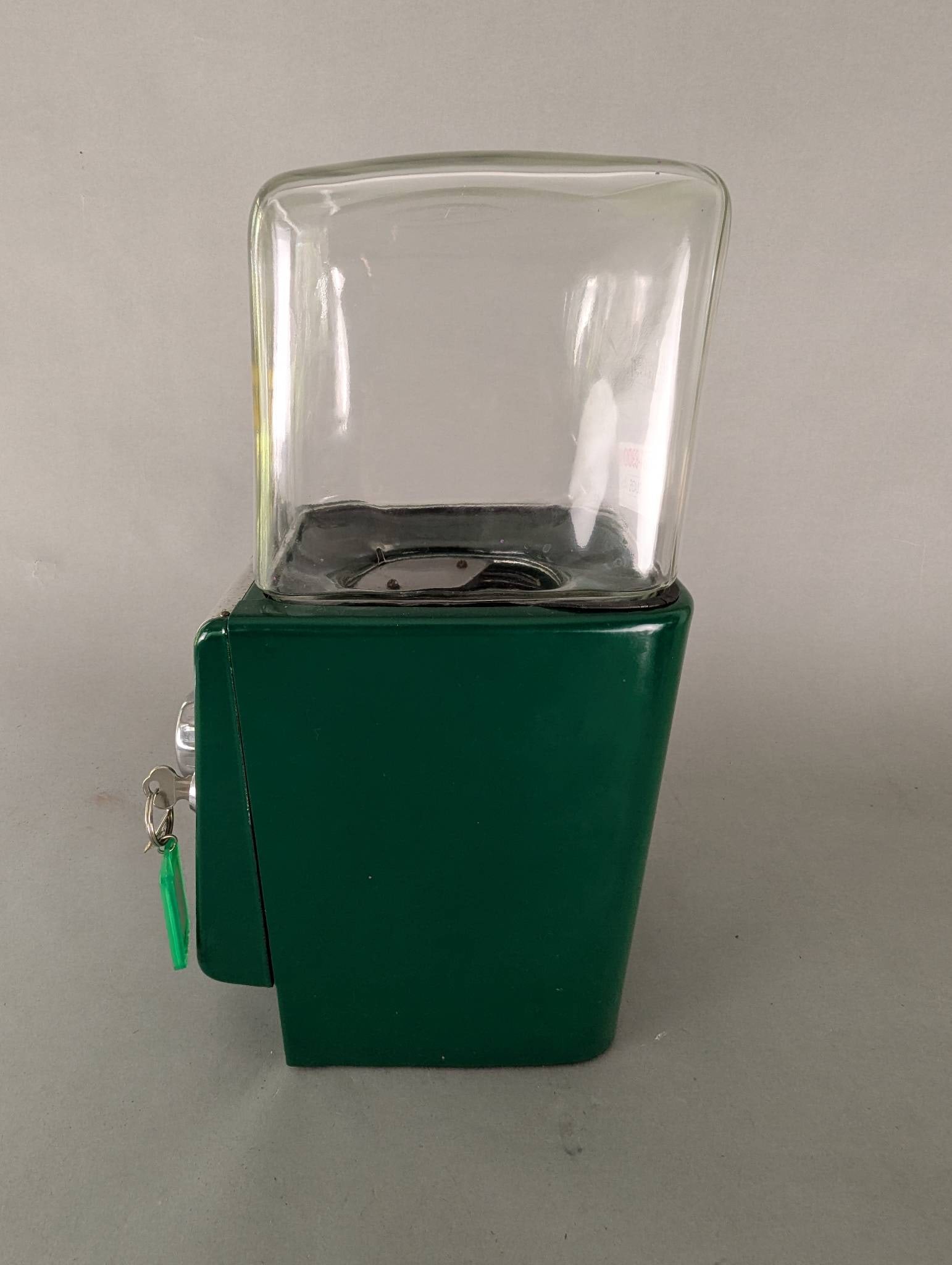 Northwestern Model 33 Green Gumball Machine - 2