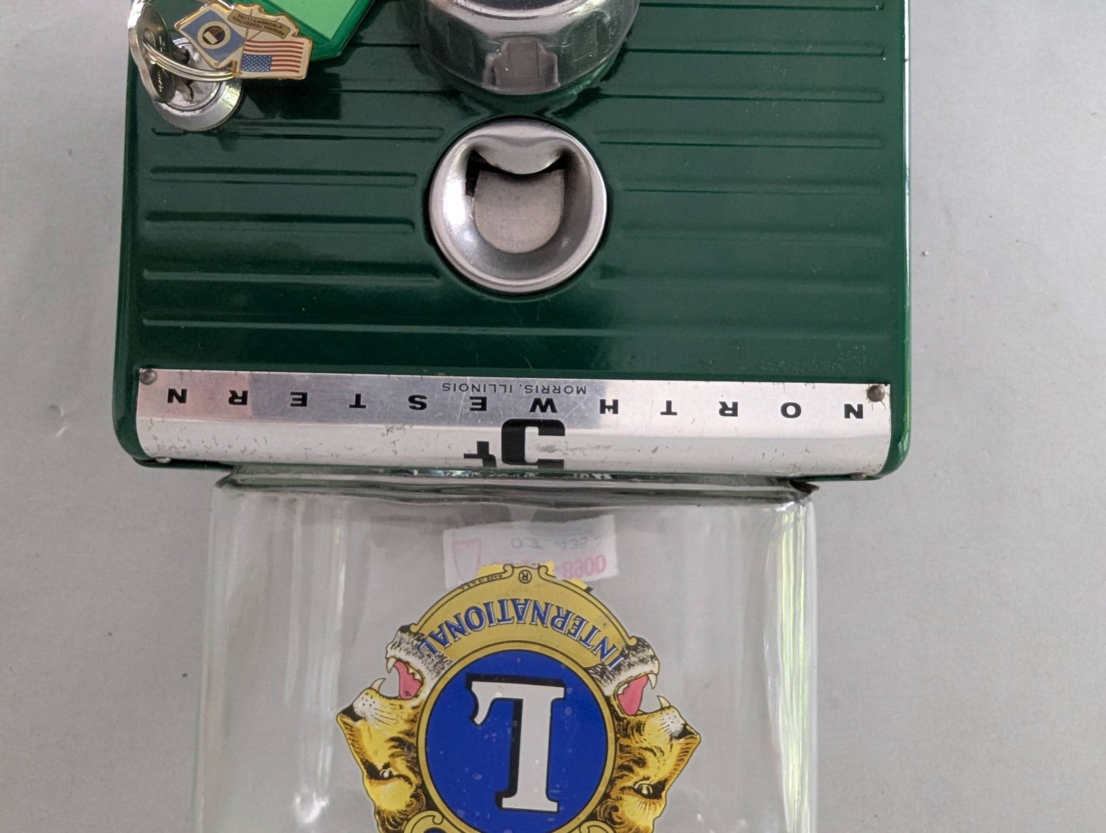 Northwestern Model 33 Green Gumball Machine - 7