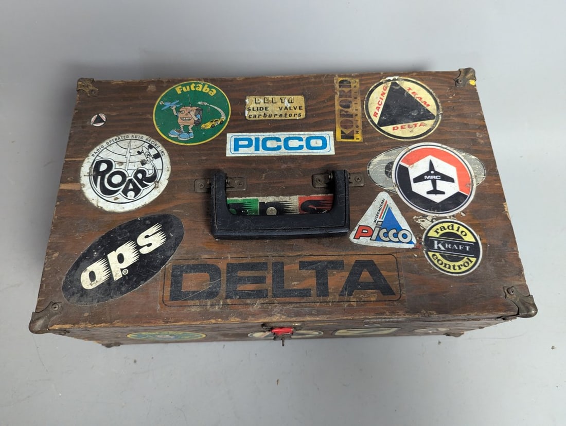 Vintage Wooden Slot Car Hobby Case with Stickers and Classic Pit Box Style - 2