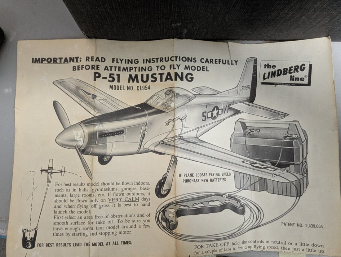 Lindberg Line Electric P-51 Mustang Model Airplane Vintage Toy Collectible Kit CL954 - 5