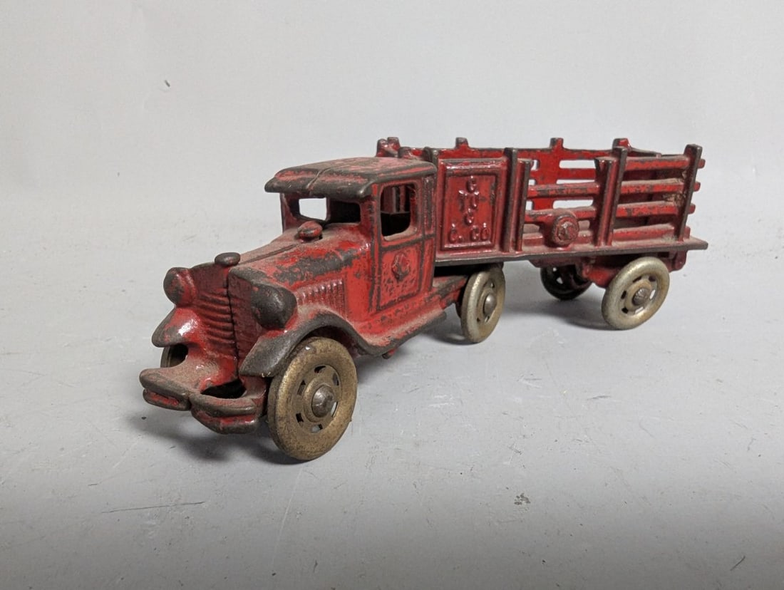 Vintage Champion Cast Iron Stake Bed Tractor-Trailer Truck Pre-WWII Collectible Toy (1 of 6)
