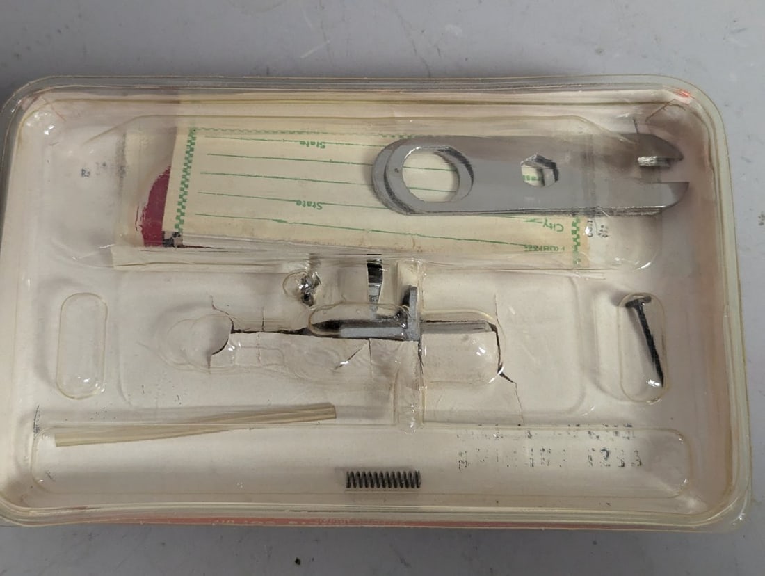 Vintage Testor McCoy .049 GLO Model Airplane Engine New Old Stock Iconic Collectible - 4