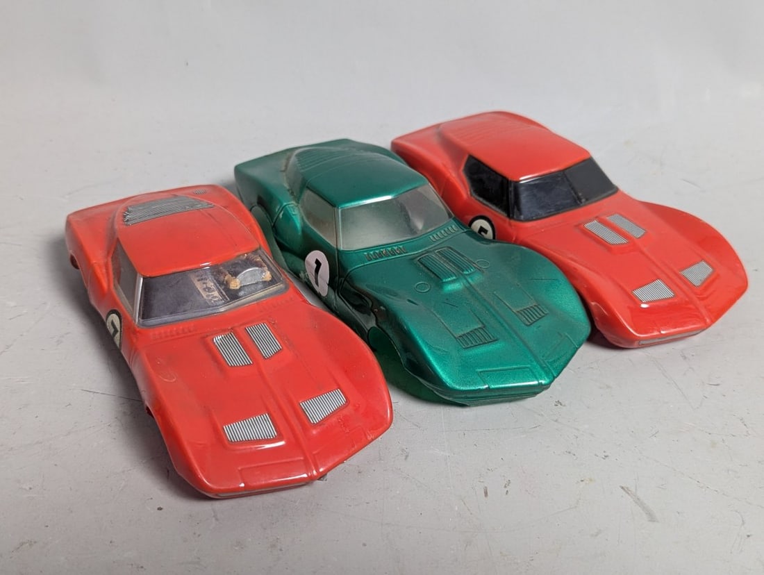 Vintage Lancer Mako Shark Corvette 1/24 Scale Slot Car Bodies Collection of 3: **Important** Please read below description on how to avoid high shipping costs. Discover this vintage collection of three Lancer Mako Shark Corvette slot car bodies, each a tribute to the iconic Chev