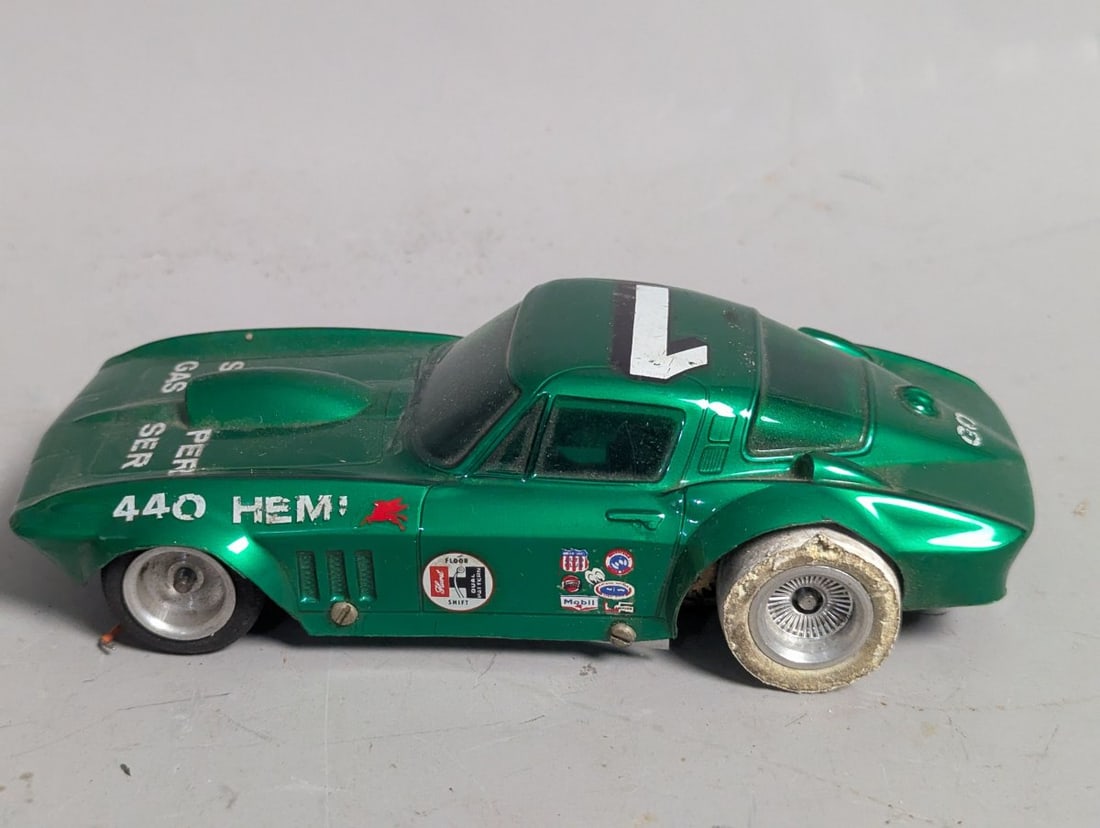 Vintage 1960s Corvette C2 Super Gas Drag Slot Car Collectible Model Racing - 3