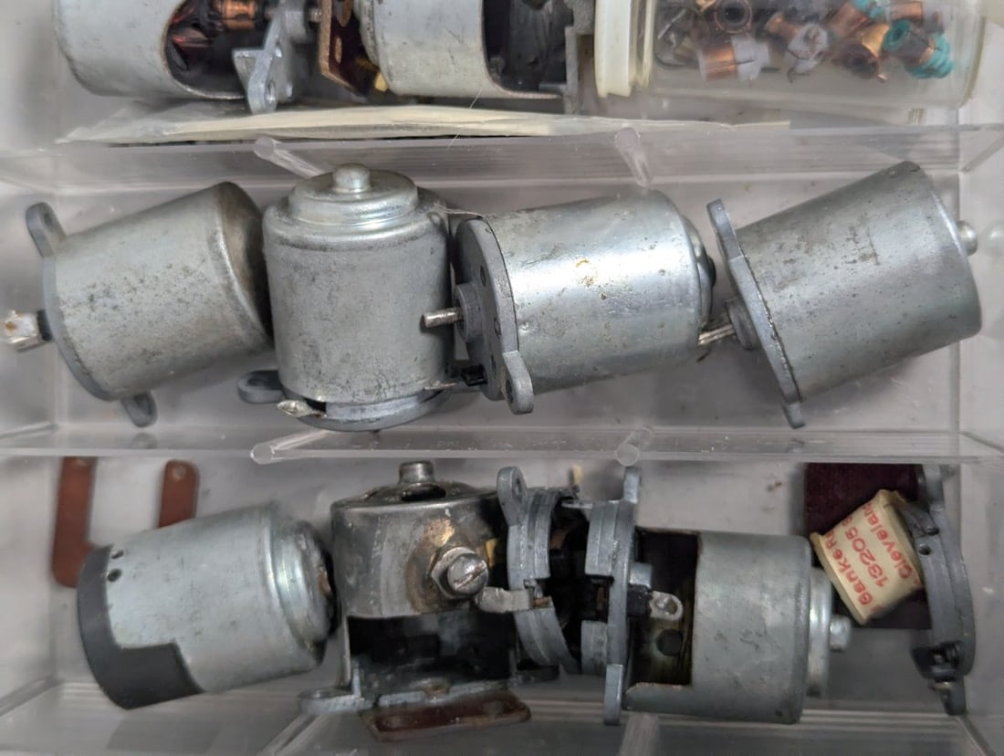 Vintage 1960s Slot Car Motors and Parts Lot Including Pittman for Restoration or Custom Build - 4