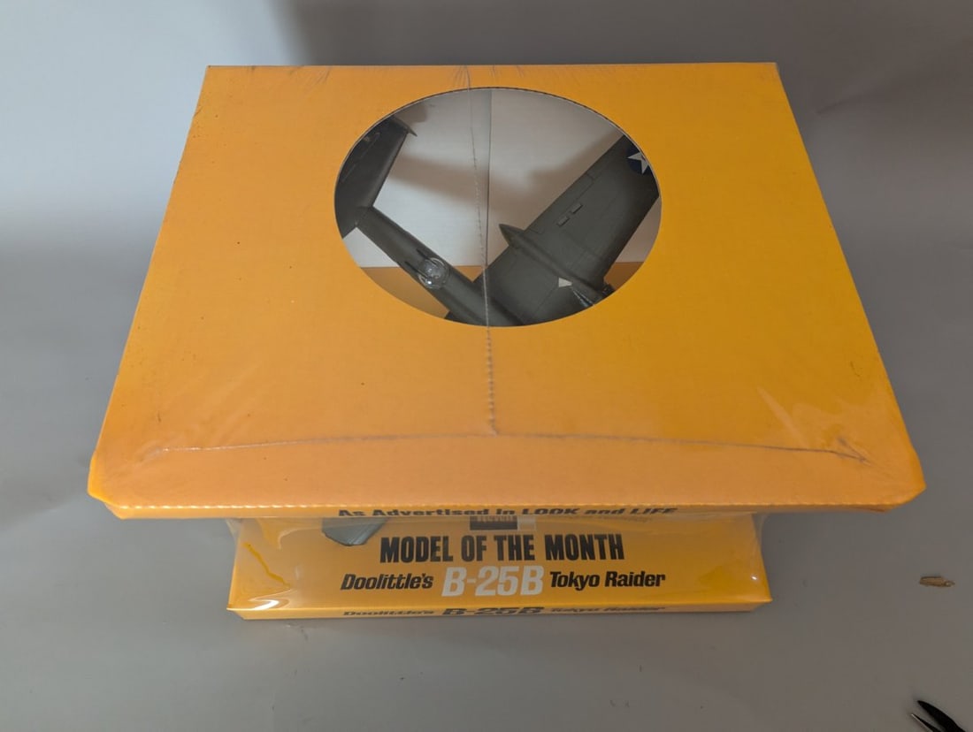 Revell Doolittle's B-25B Tokyo Raider Vintage Store Display Model of the Month - 2