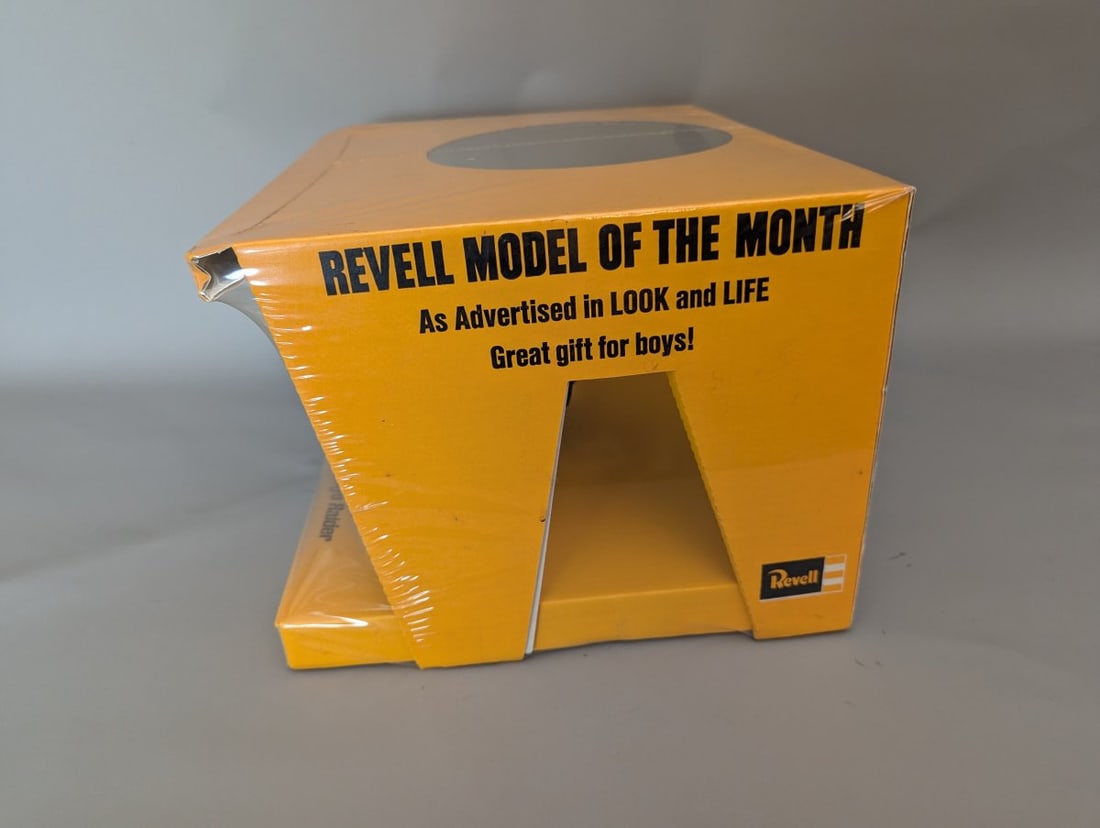 Revell Doolittle's B-25B Tokyo Raider Vintage Store Display Model of the Month - 3