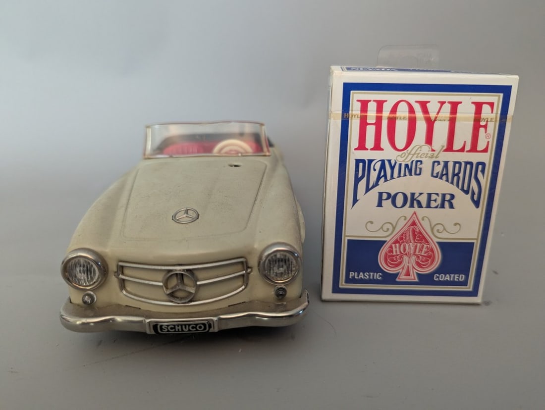 Schuco 2095 Wind-Up Mercedes-Benz 190 SL Collectible Toy Car - 7