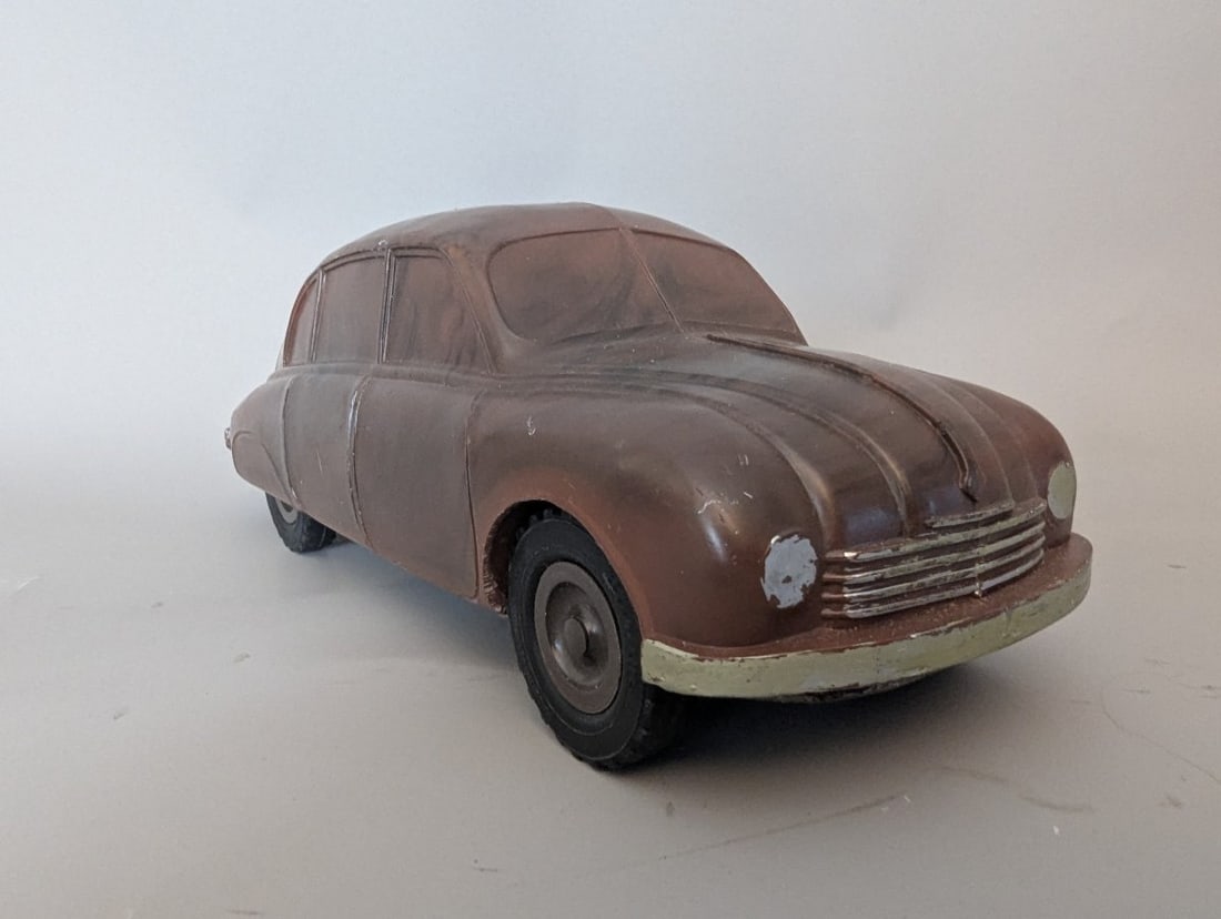 Igra Bakelite Tatra T87 Toy Car Vintage Czechoslovakian Collectible Model: **Important** Please read below description on how to avoid high shipping costs. Up for auction is a vintage Igra Bakelite Tatra T87 toy car, measuring approximately 10 x 4 x 3 1/2 high. This