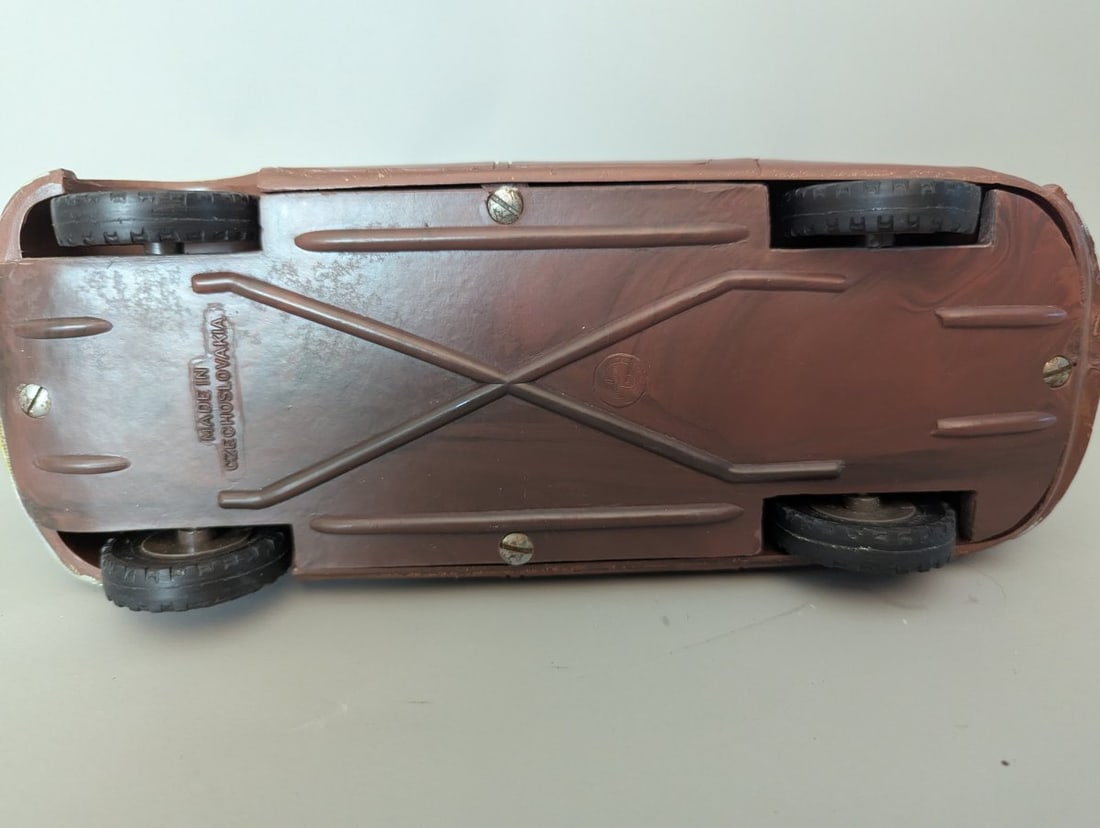 Igra Bakelite Tatra T87 Toy Car Vintage Czechoslovakian Collectible Model - 5
