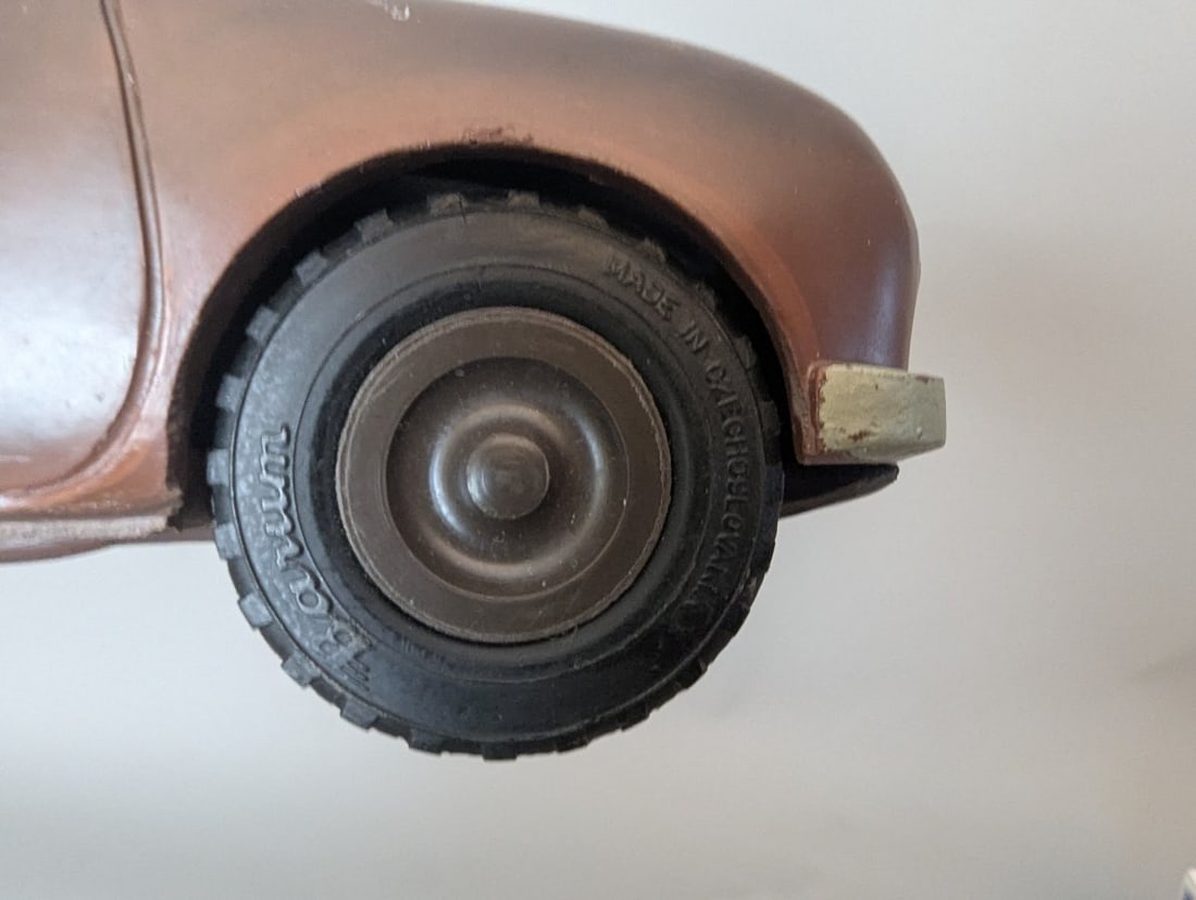 Igra Bakelite Tatra T87 Toy Car Vintage Czechoslovakian Collectible Model - 7