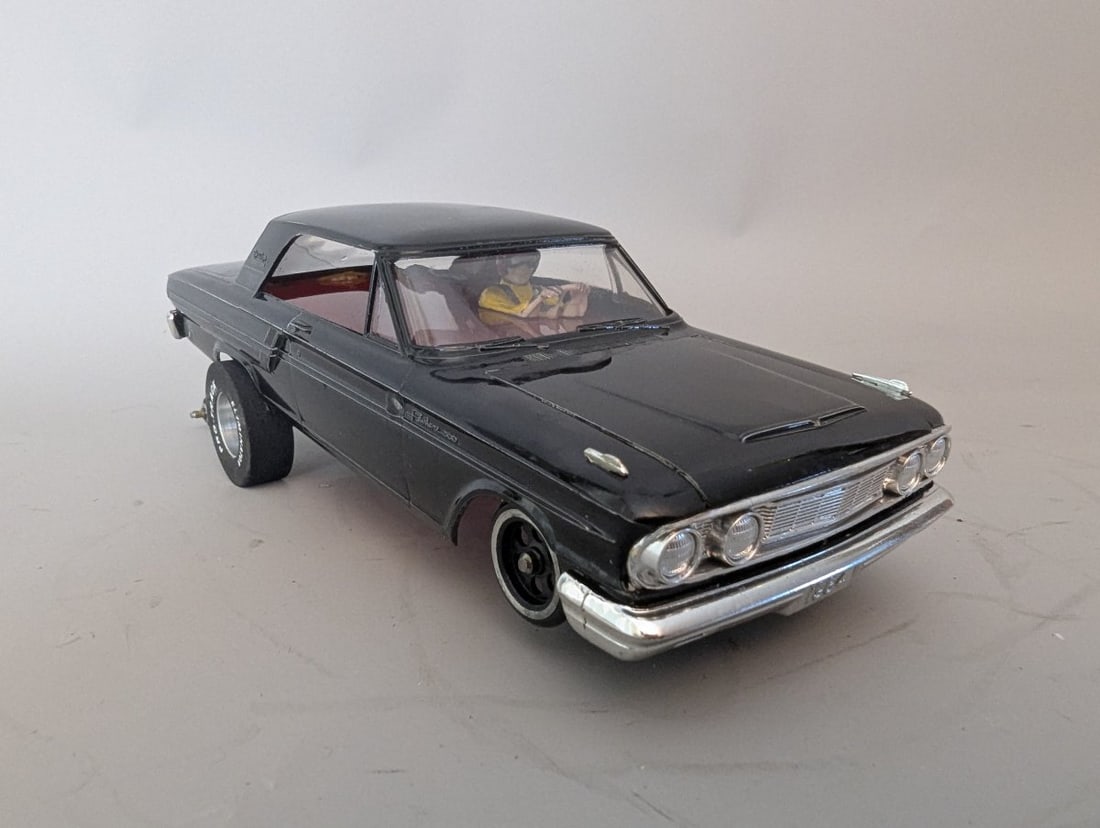 Custom-Built 1964 Ford Fairlane 500 Drag Slot Car 1/24 Scale Unique Model: **Important** Please read below description on how to avoid high shipping costs. This one-of-a-kind custom-built 1964 Ford Fairlane 500 drag slot car measures 9 x 3 x 3 inches. It features an
