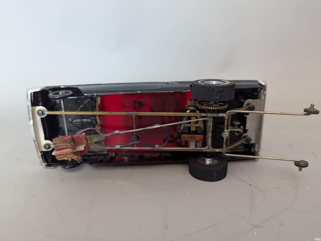 Custom-Built 1964 Ford Fairlane 500 Drag Slot Car 1/24 Scale Unique Model - 6