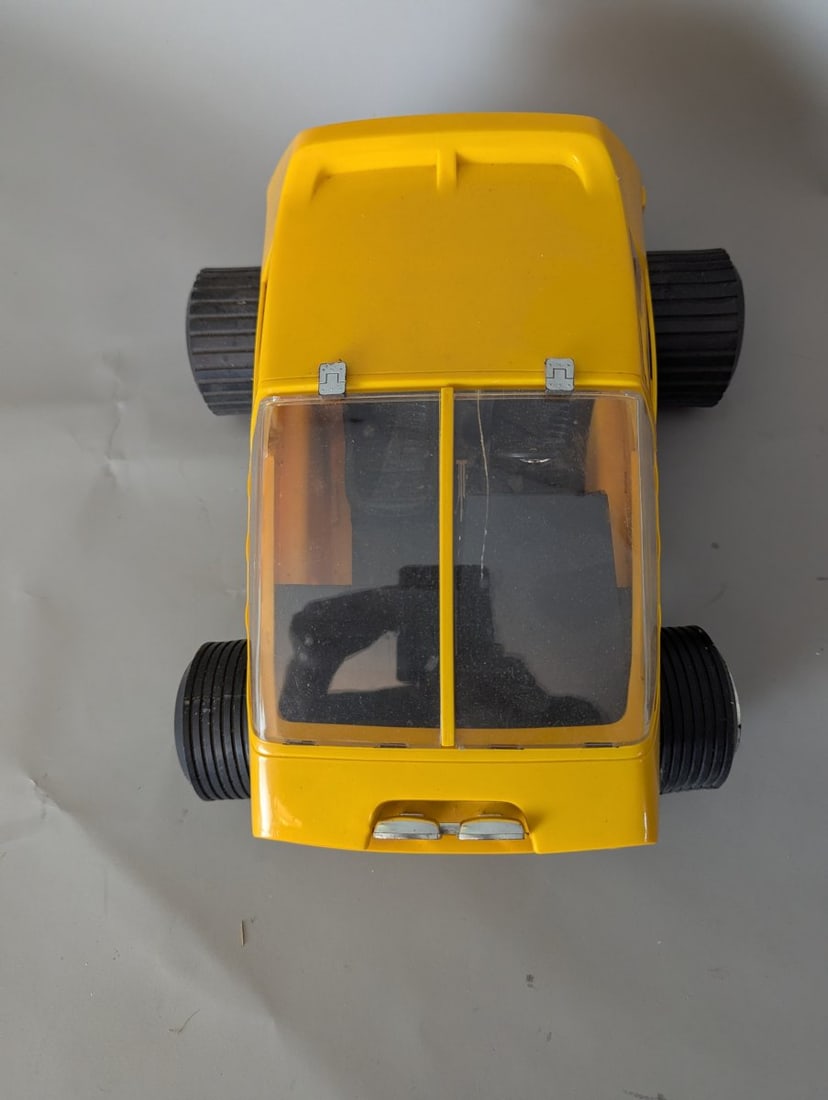 Vintage Testors Cosmic Wind R/C Car Futuristic Design Collectible Toy Model - 2