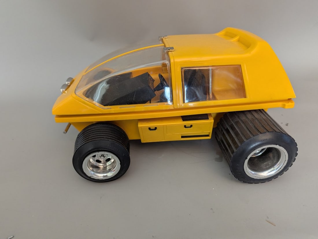 Vintage Testors Cosmic Wind R/C Car Futuristic Design Collectible Toy Model - 5
