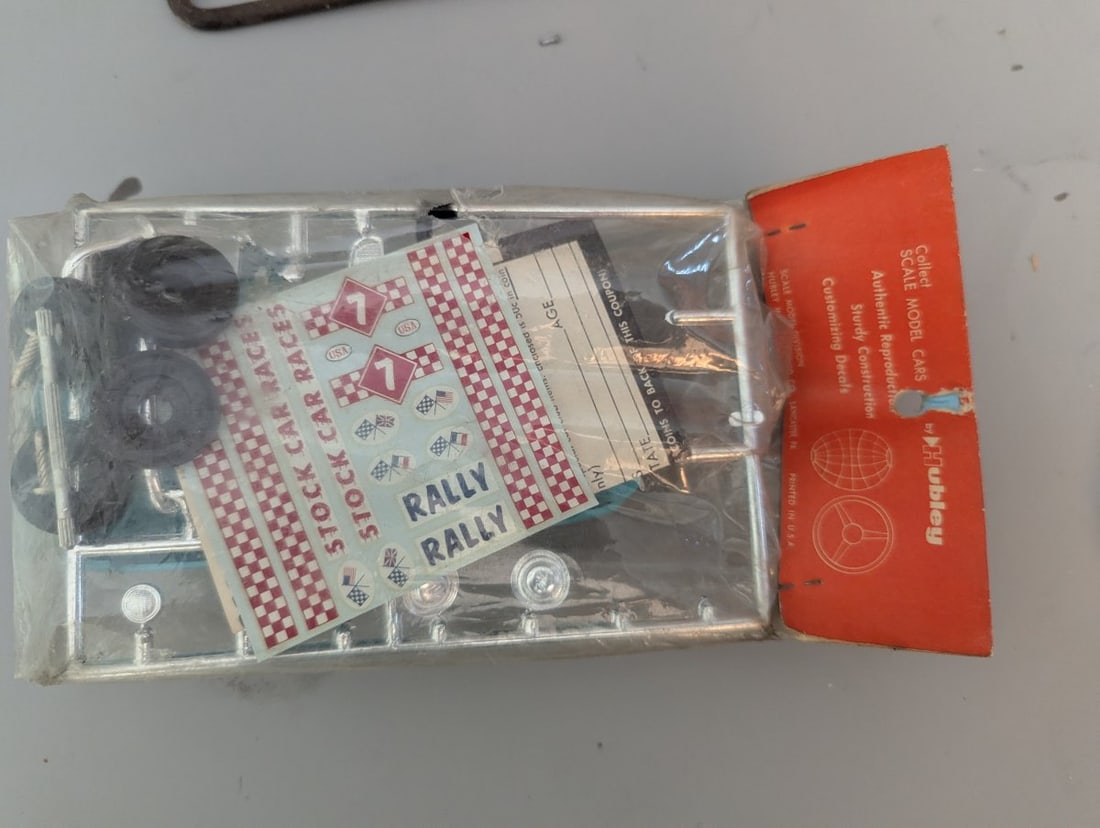 Vintage Hubley International Cars Model Kits Store Display Rack with 6 New Old Stock Kits - 11