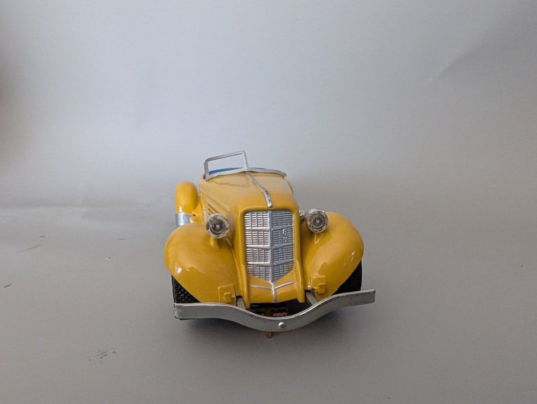 Vintage Battery-Operated Auburn Speedster Slot Car 1935 Collectible Toy Car - 2