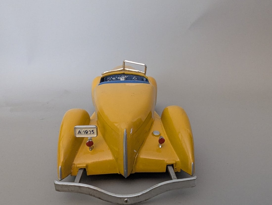 Vintage Battery-Operated Auburn Speedster Slot Car 1935 Collectible Toy Car - 4