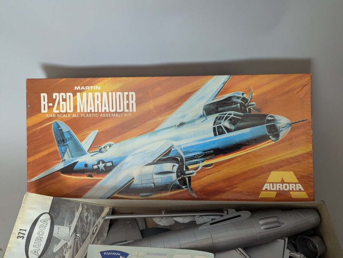 Aurora Martin B-26D Marauder Model Kit with Original Artwork Rare Collector Set - 2